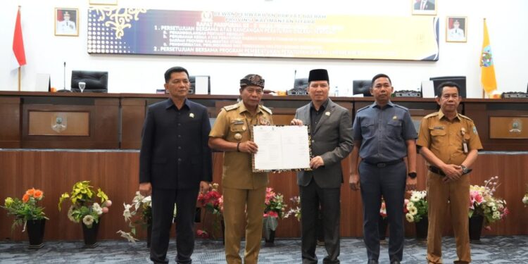 Gubernur Zainal Bersama DPRD Kaltara Sepakati 3 Ranperda dan Propemperda Tahun 2025