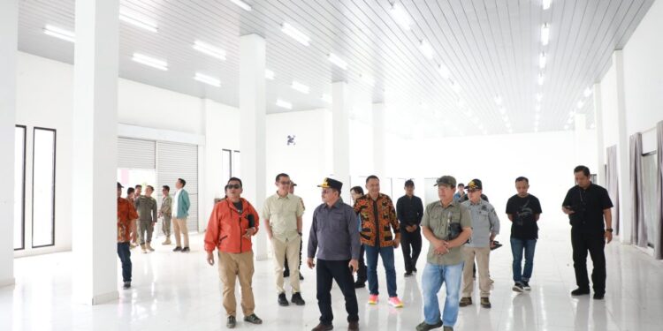 Wagub Ingkong Dorong Percepatan Pemanfaatan Gedung Toko Indonesia Bagi Masyarakat Krayan