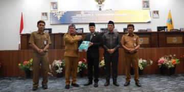 Wagub Bersama DPRD Kaltara Setujui Ranperda Perubahan APBD Tahun Anggaran 2025