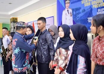 Gubernur Lepas Angkatan Perdana SMA Unggul Garuda, Harapkan Lahir Generasi Berprestasi